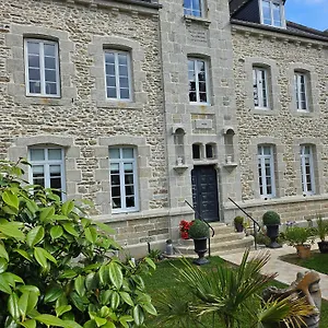 Le Parisien Prive En Duplex Avec Acces Jacuzzi A 10min Des Plages Lanhouarneau